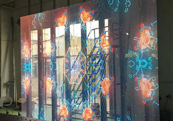 Kaj se imenuje LED prosojni zaslon? Kakšna je razlika s tradicionalnim LED zaslonom?
